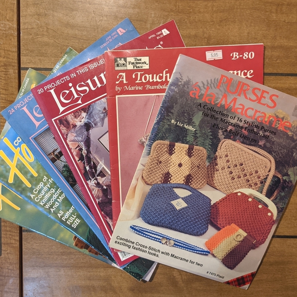Lot of vtg craft magazines with patterns